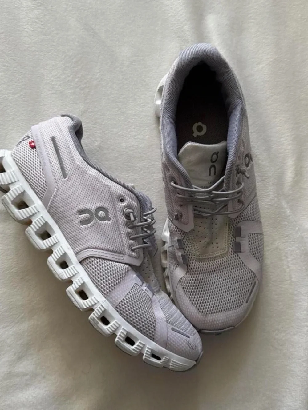 On Running women’s Athletic Running Shoes - Light Lavender/Gray